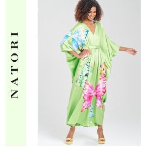 JOSIE NATORI
COUTURE KYOKO BUTTERFLY
EMBROIDERED SILK CAFTAN